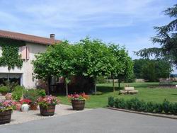 jardin chambre d'h�tes Eglantyne beaujolais